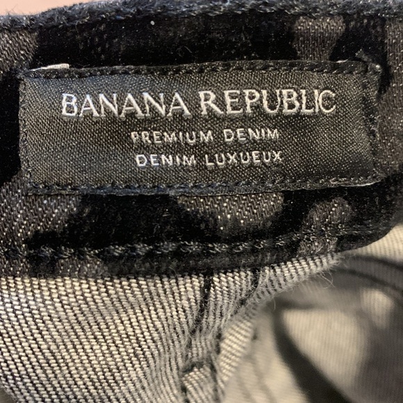 Banana Republic High Rise Animal Print Velvet Black Pants Women size 30 - Picture 9 of 17